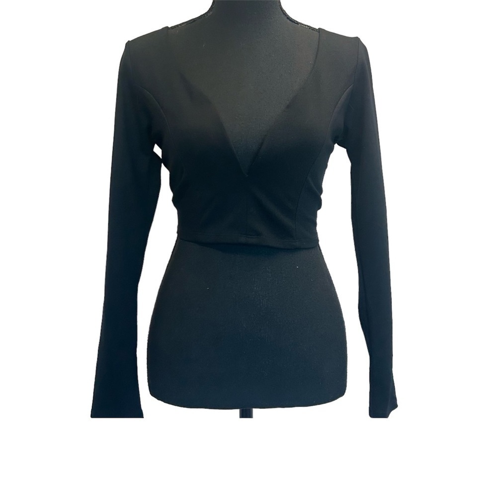 seduction black long sleeve V-neck crop top Sz L